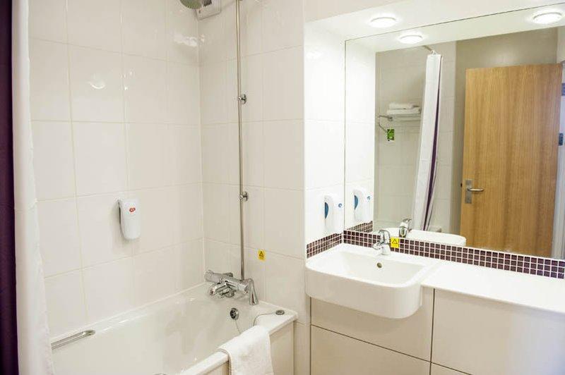 Premier Inn Barnsley 웜브웰 외부 사진